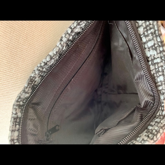 Purse - Picture 5 of 6